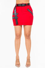 ZIPPER TRIM FITTED MINI SKIRTS