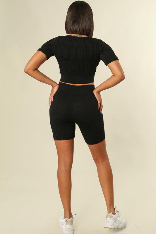 TWIST CABLE V-NECK SHORT SLEEVE TOP AND SHORT SET