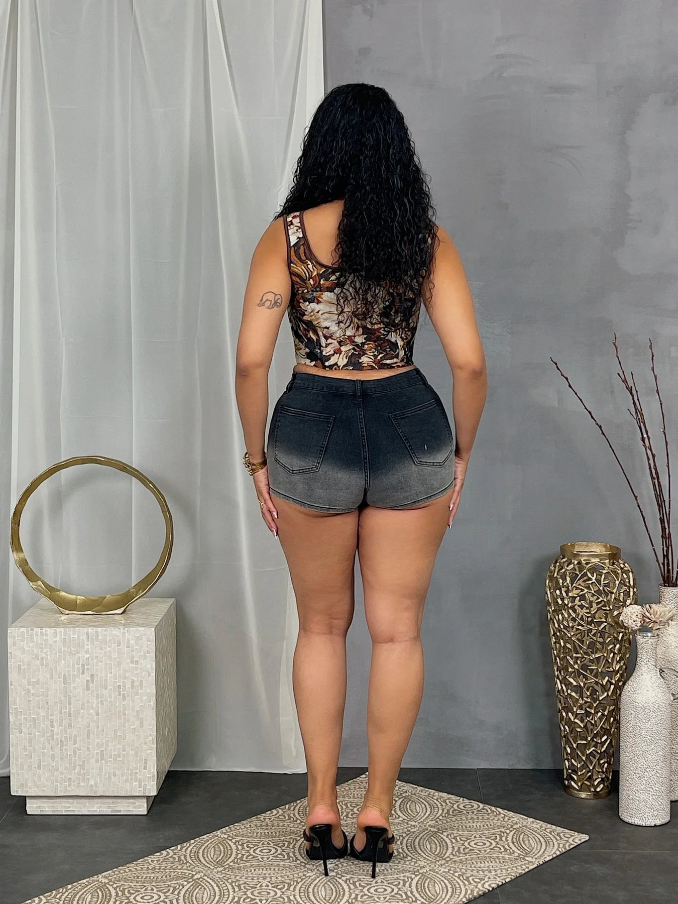 GRADIENT WASH DENIM SKORT